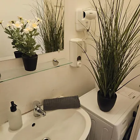 Bohem Center Andrassy Hostel *