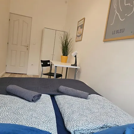Bohem Center Andrassy Hostel *