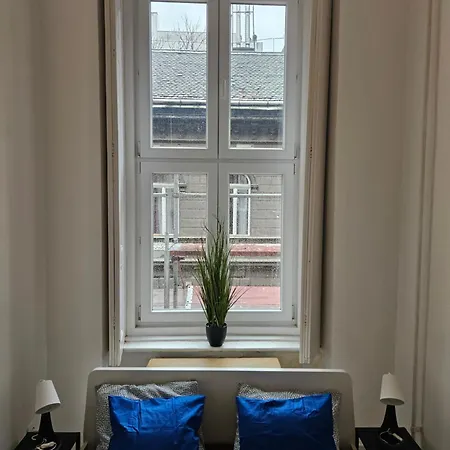 Bohem Center Andrassy * Budapešť
