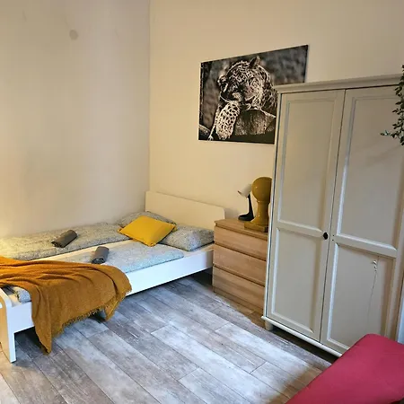 Bohem Center Andrassy * Budapešť